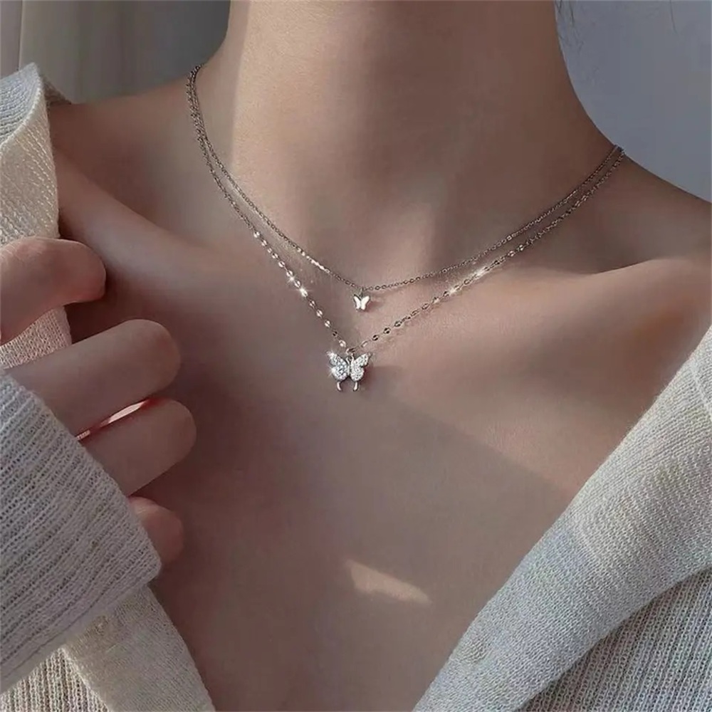🍓 Double Layer Butterfly Silver Necklace